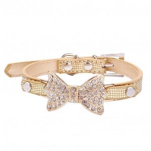 7. Lillypet ™ Bling Rhinestone Dog Necklace